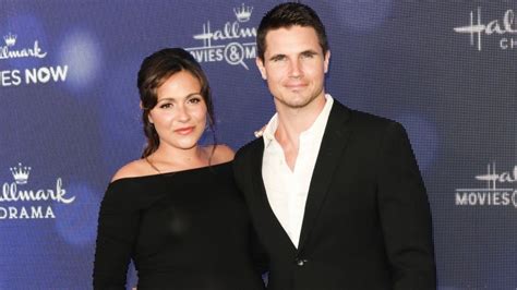 italia ricci baby|Italia Ricci and Husband Robbie Amell Share How Theyre